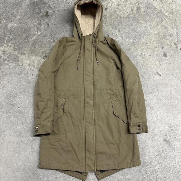 Patagonia Blanket Lined Fishtail Parka Jacket - Picture 2 of 6